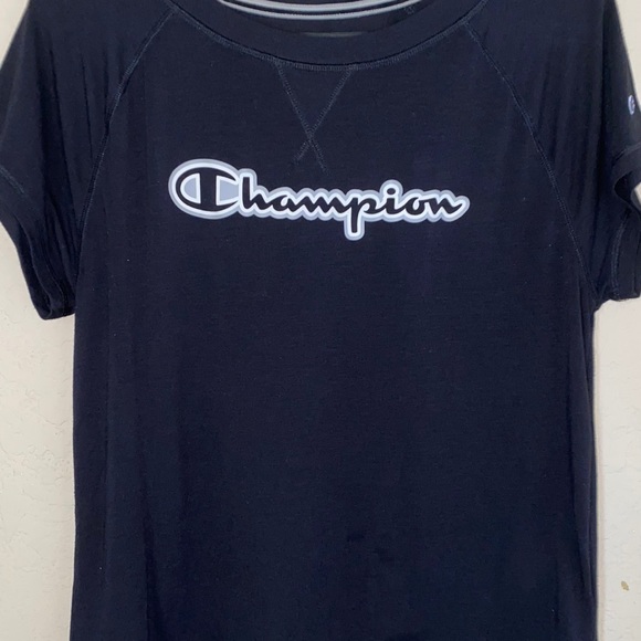Champion T-shirt - Picture 2 of 4